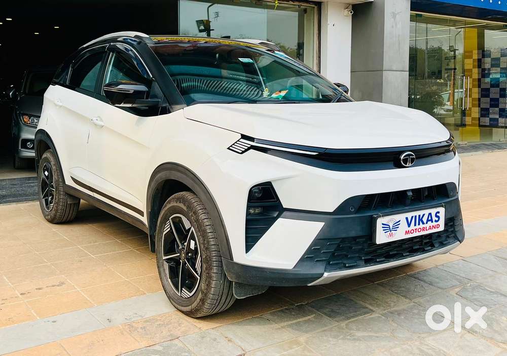 Tata Nexon Fearless Plus S 1.2 Revotron Petrol 7 Dca  Dt, 2024, Petr..