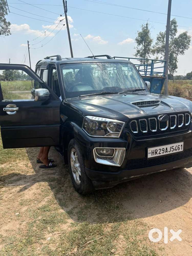 Mahindra Scorpio Classic 2015 Diesel Well Maintained