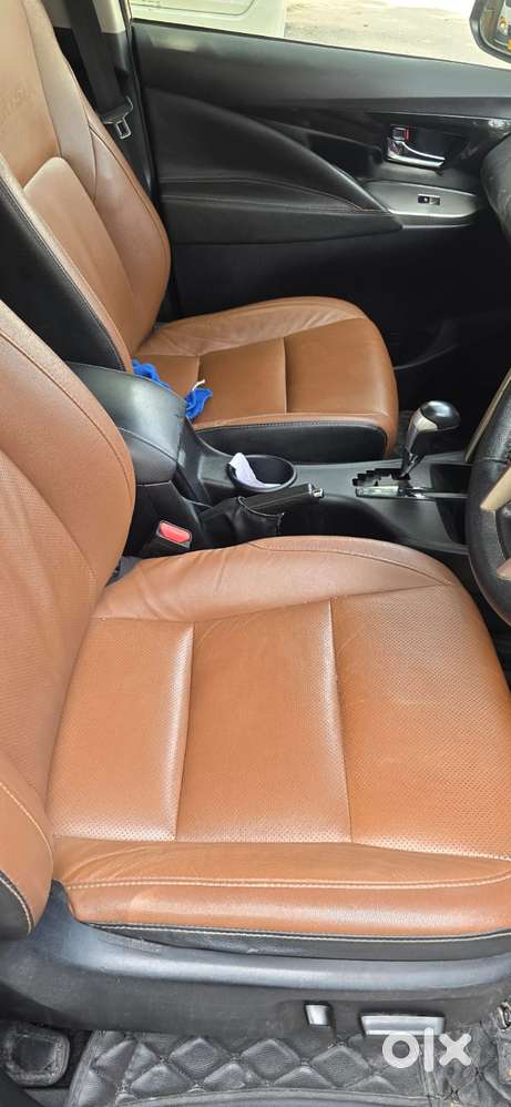 Toyota Innova Crysta 2.8z Automatic, 2022, Diesel