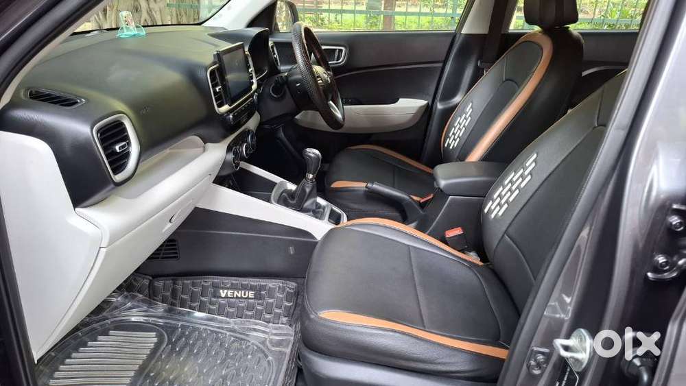 Hyundai Venue 1.2 S (o), 2022, Petrol