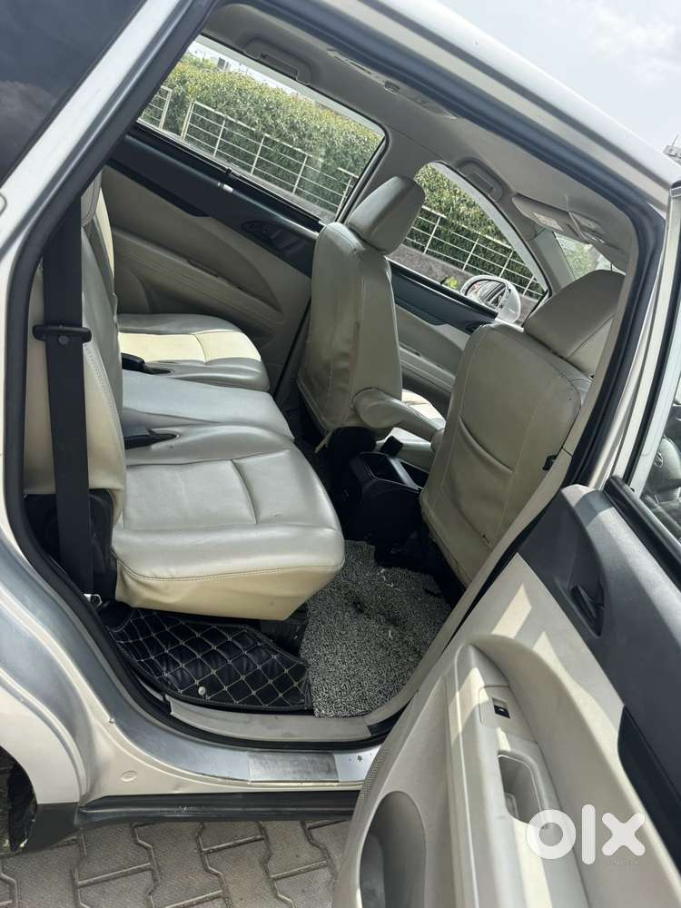 Mahindra Marazzo M4, 2018, Diesel