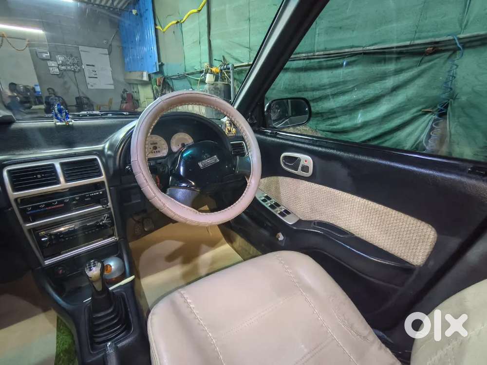 Maruti Suzuki Esteem 2005