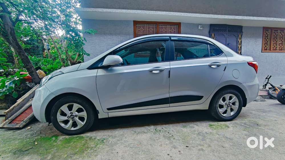 Hyundai Xcent Petrol Well Maintained