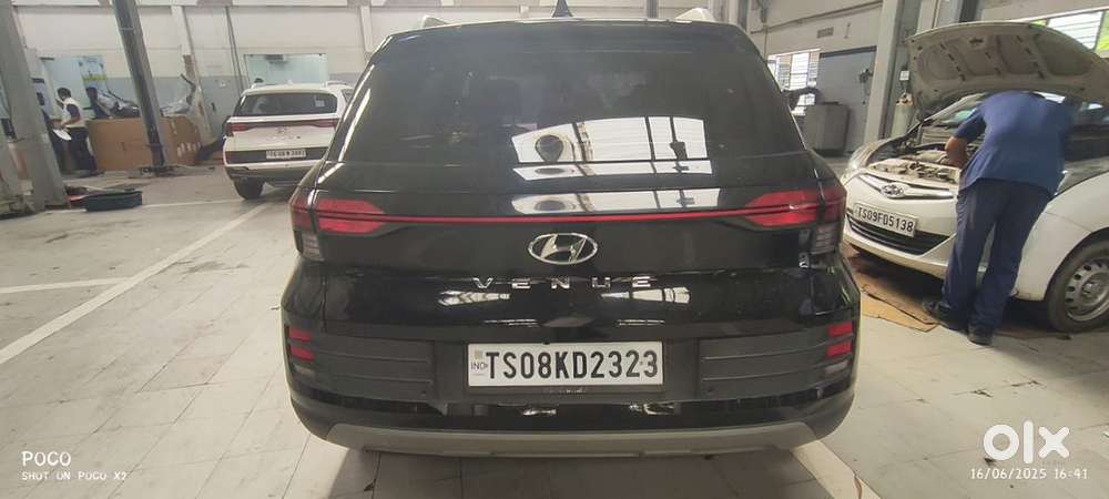 Hyundai Venue Diesel Manual 2024