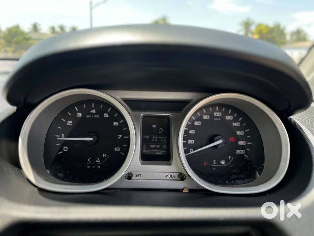Tata Tiago, 2017, Petrol