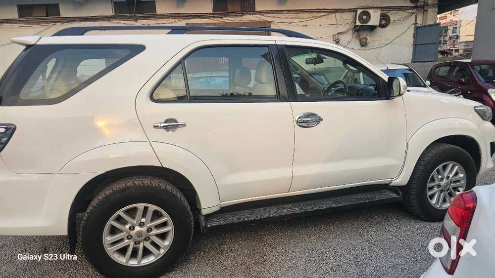 Toyota Fortuner 3.0 4x2 Automatic, 2014, Diesel