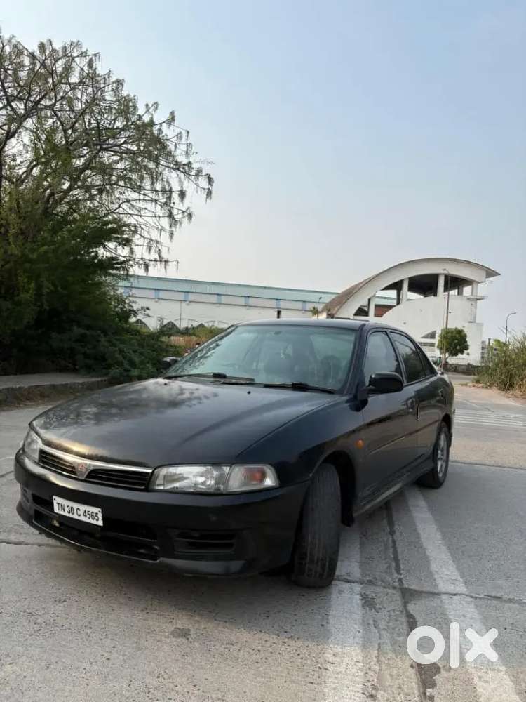 Mitsubishi Lancer Glxd 2002