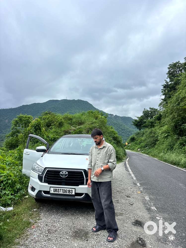 Toyota Innova Crysta 2024