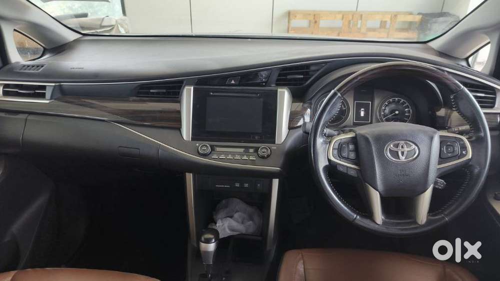 Toyota Innova Crysta 2.8 Zx At, 2017, Diesel