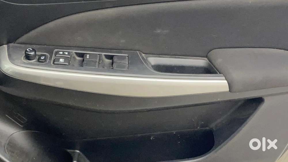 Maruti Suzuki Swift Amt Zxi, 2018, Petrol