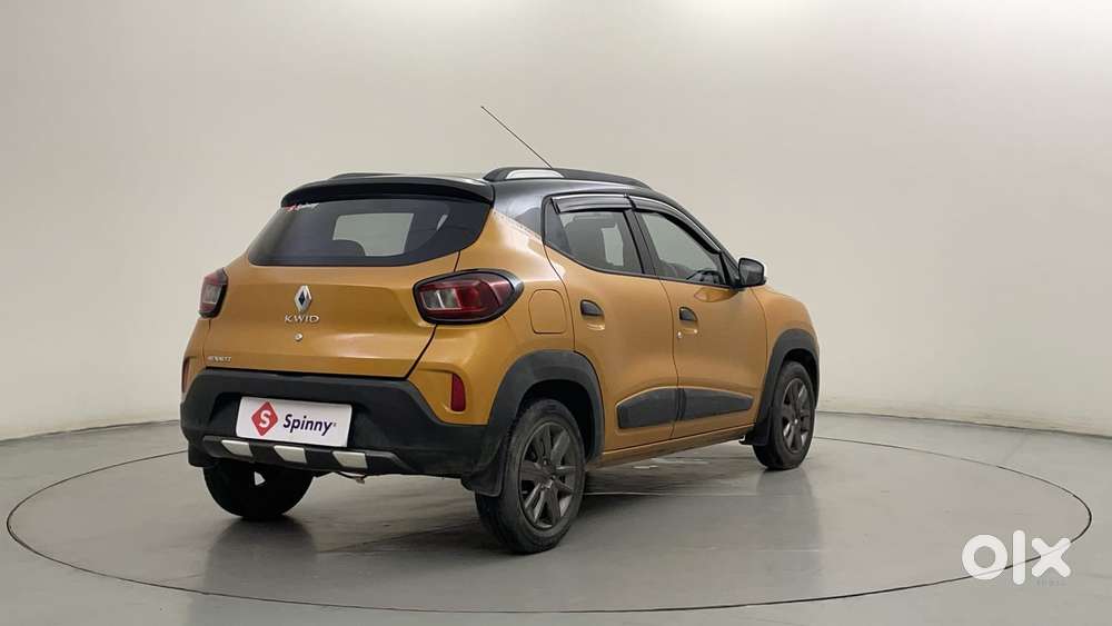 Renault Kwid 1.0 Climber (o) Dual Tone, 2023, Petrol