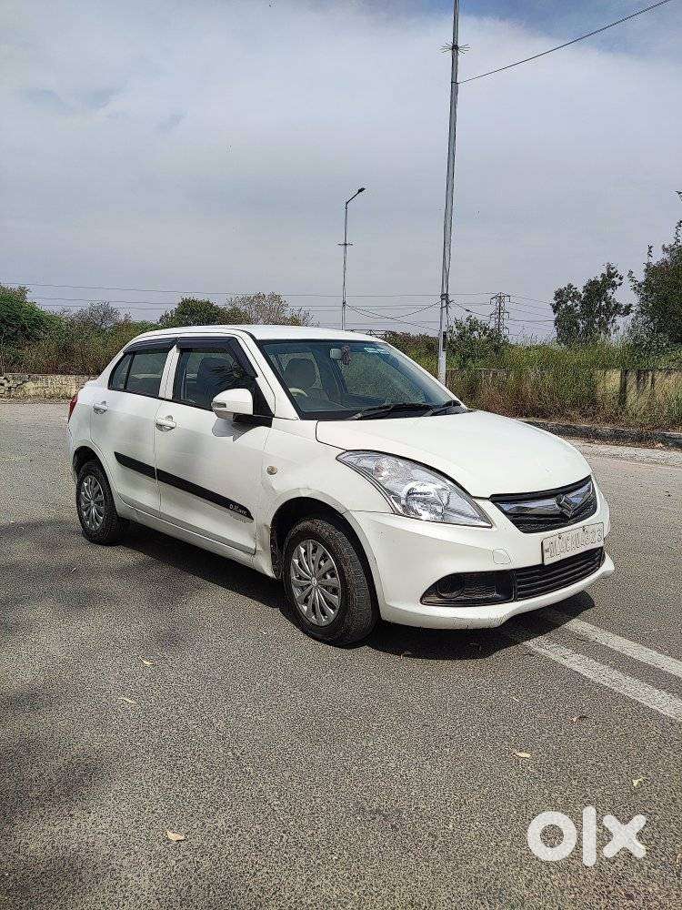 Maruti Suzuki Swift Dzire Lxi Option, 2016, Petrol