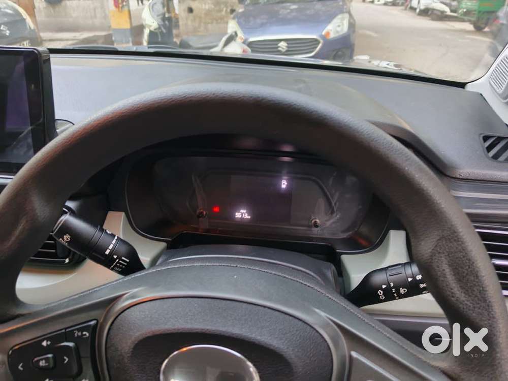 Tata Punch Accomplished  Dazzle S Cng, 2024, Petrol