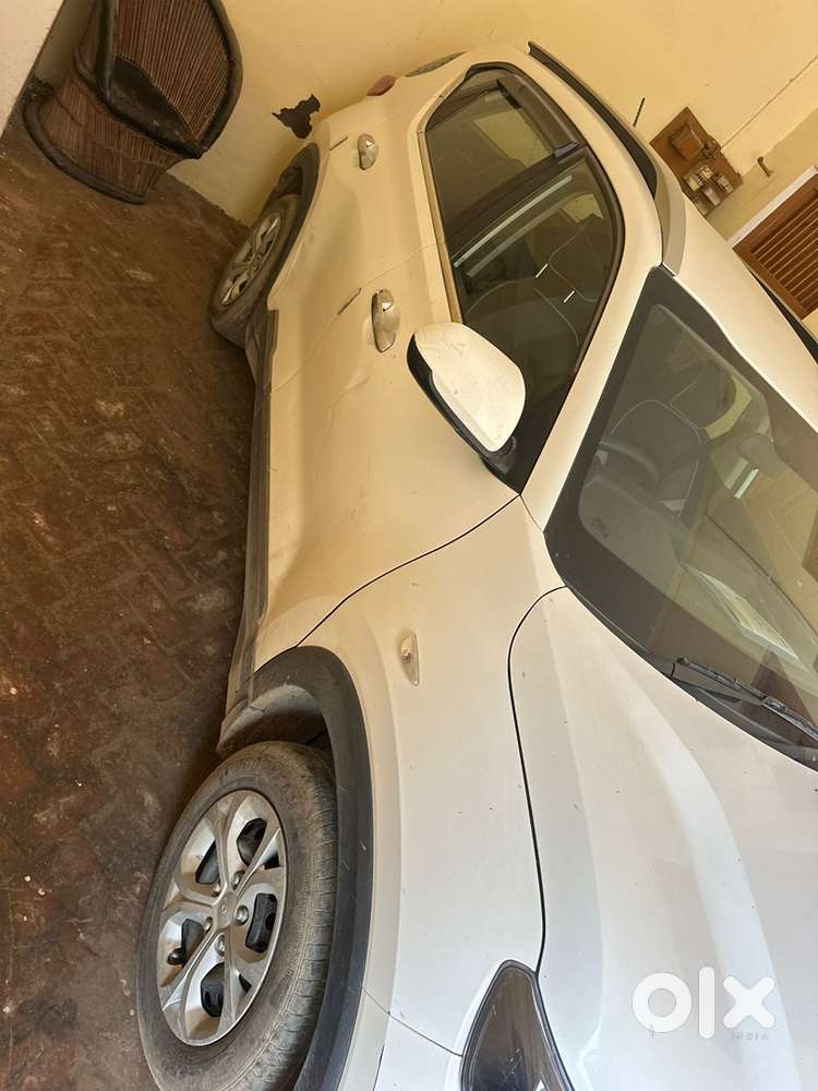 Kia Sonet Petrol 2023