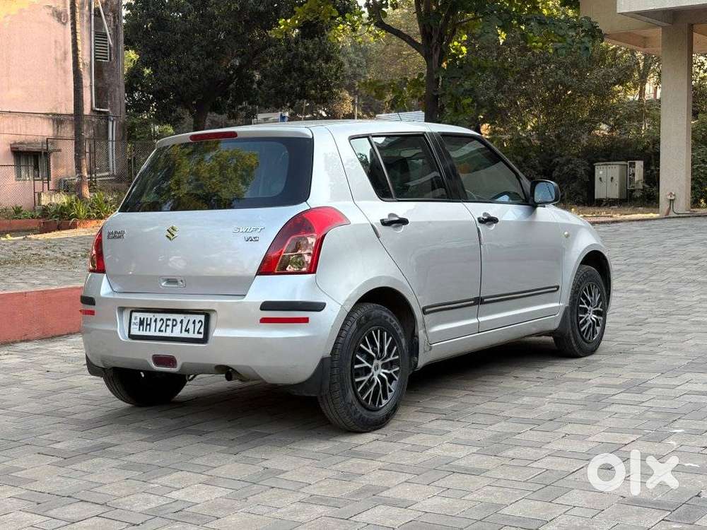Maruti Suzuki Swift Vxi 1.2 Abs Bs-iv, 2009, Petrol