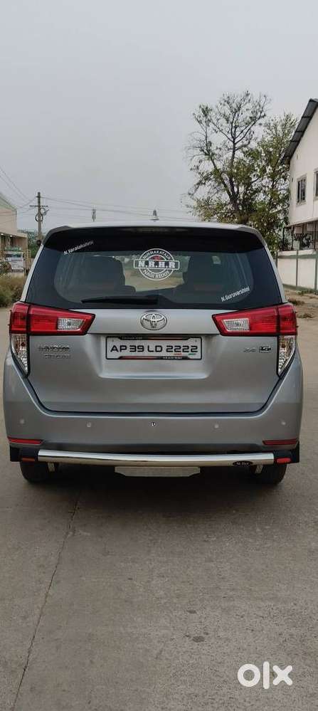 Toyota Innova Crysta 2.4 G Plus Mt 8 Str, 2021, Diesel