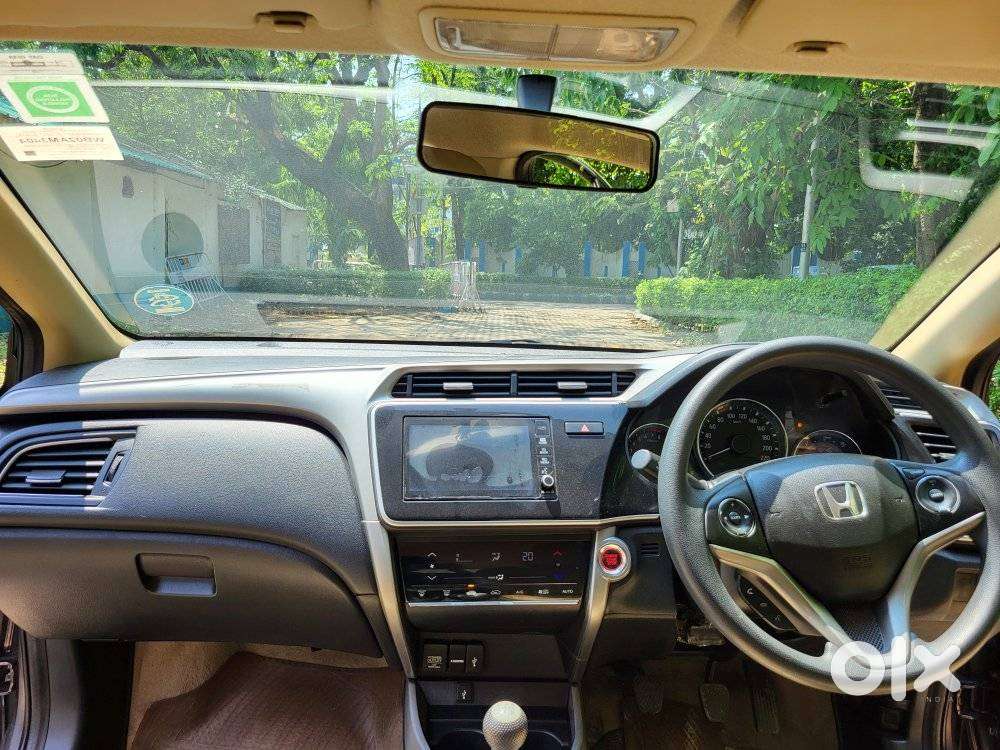 Honda City 1.5 V 5th Gen I-vtec Mt, 2018, Petrol