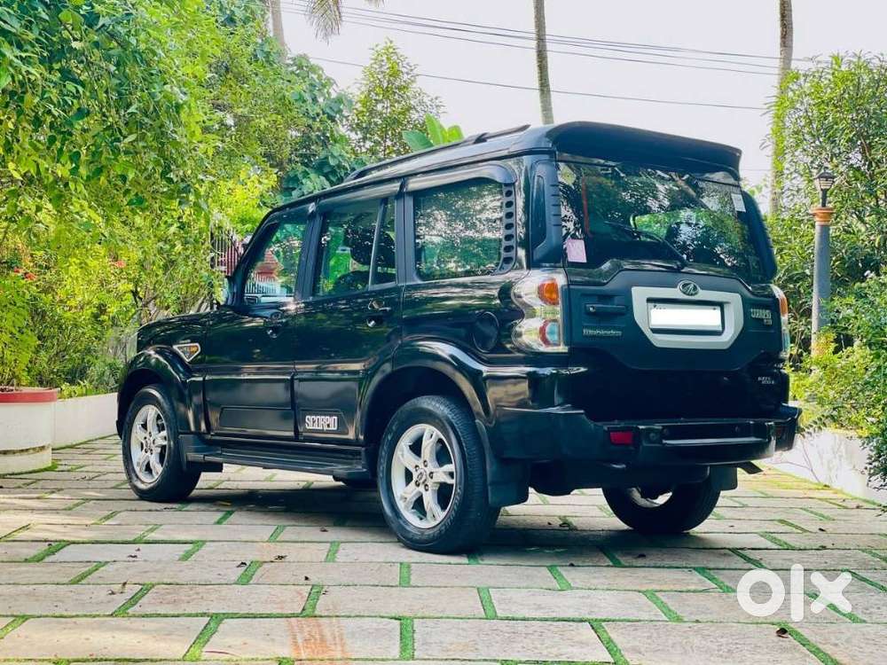 Mahindra Scorpio S10 7 Seater, 2015, Diesel