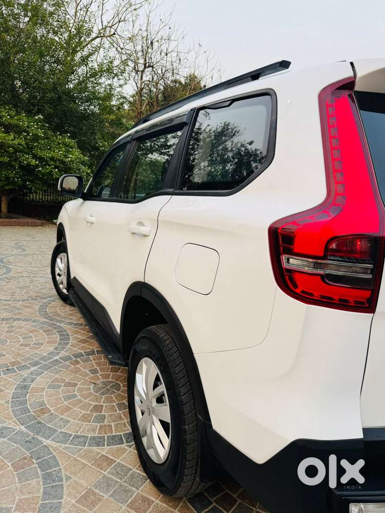 Mahindra Scorpio N Z4 Petrol Mt 7 Str (e), 2025, Petrol