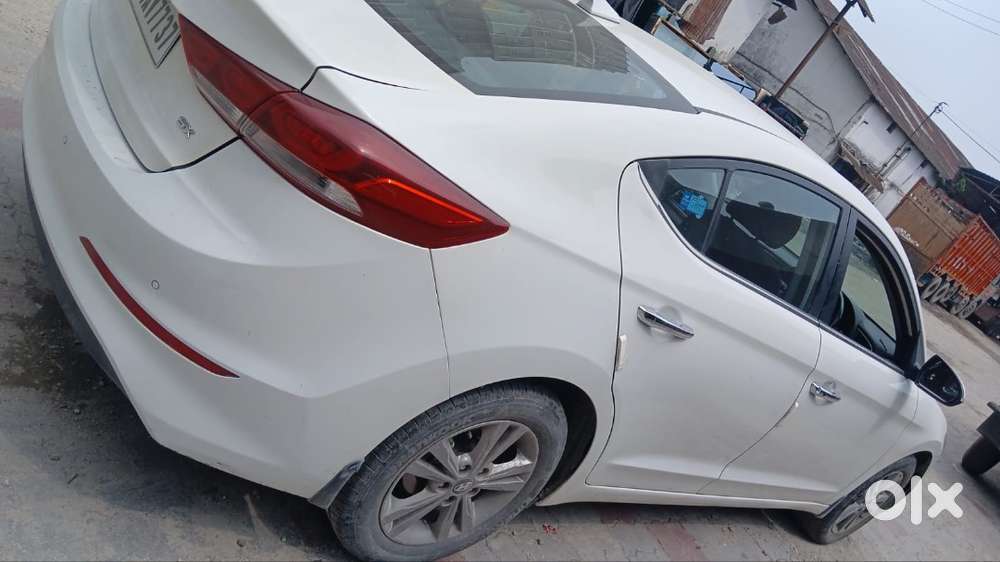 Hyundai Elantra Sx Petrol  2018  29,600 Km  Family Owned  Siliguri