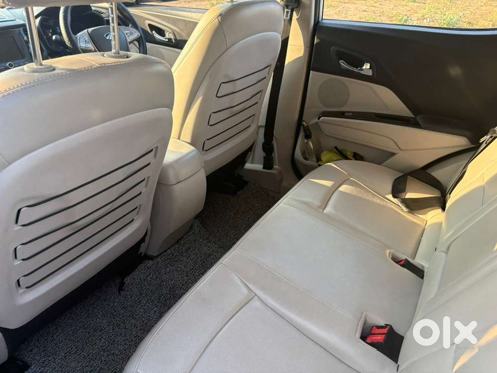 Mahindra Xuv300 2021 Diesel Well Maintained
