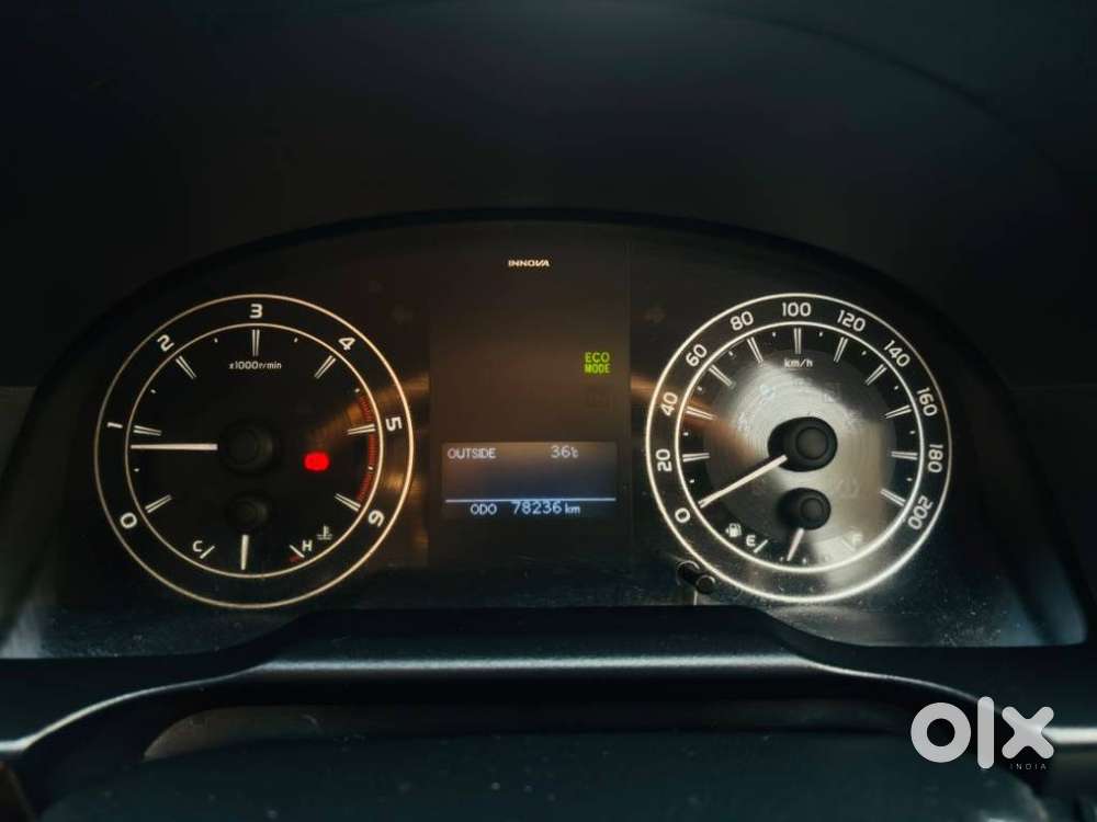 Toyota Innova Crysta 2.4 G Mt 8s, 2017, Diesel