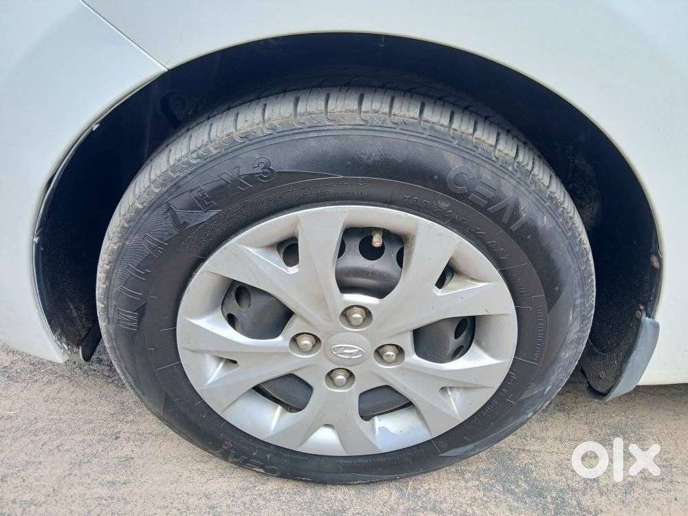 Hyundai Grand I10 Magna At, 2016, Petrol