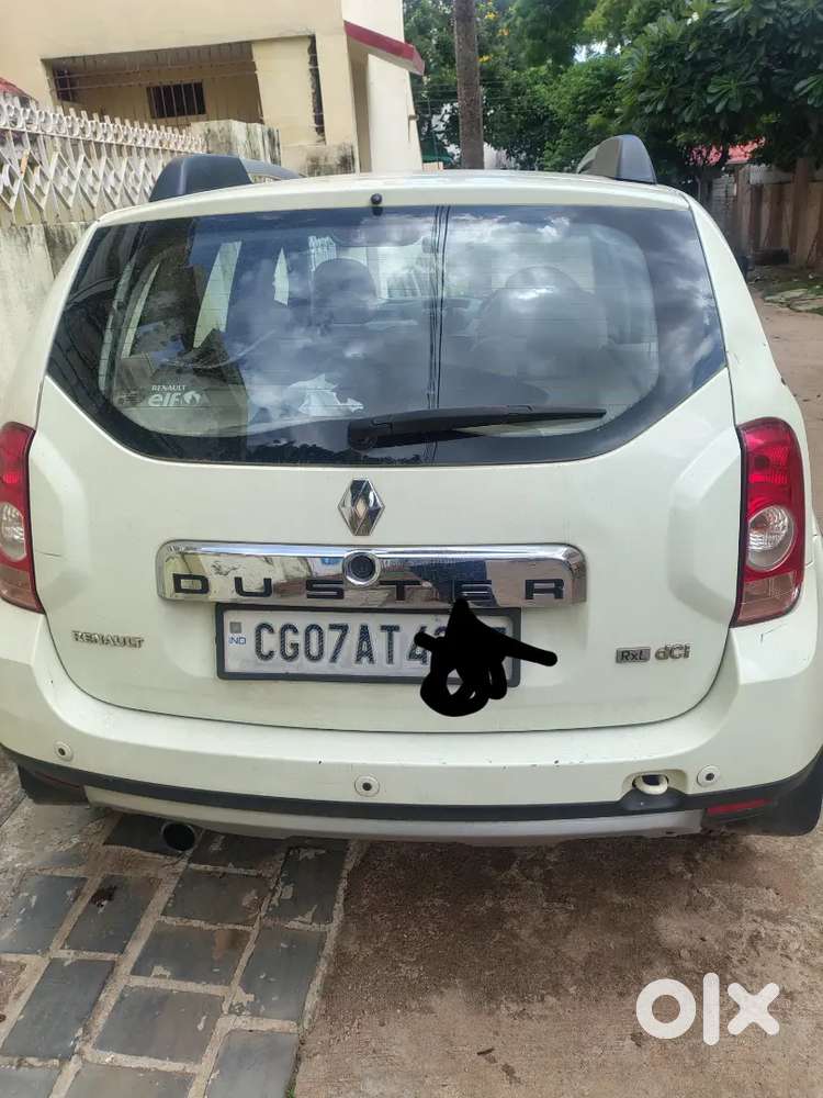 Renault Duster 110 Rxl 6 Gear White 2nd Owner