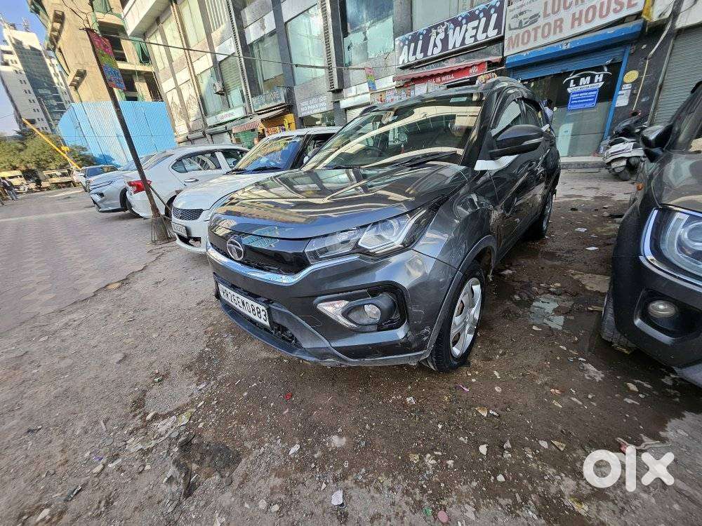 Tata Nexon 1.2 Revotron Xm (s), 2022, Diesel