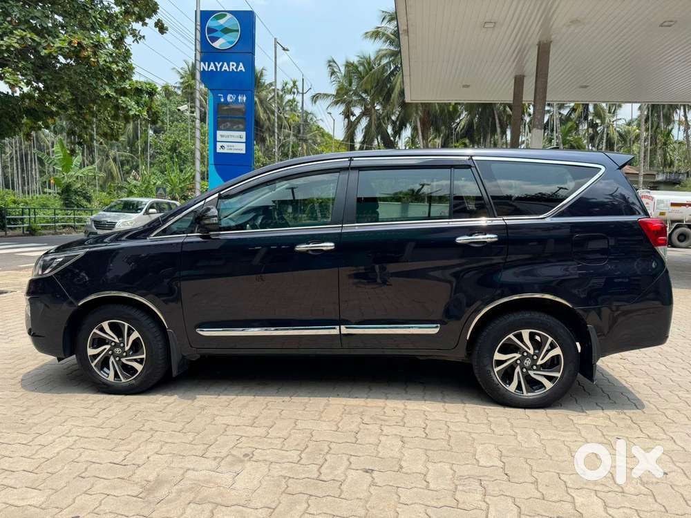 Toyota Innova Crysta 2.4 Gx Limited Edition At 8 Str, 2021, Diesel