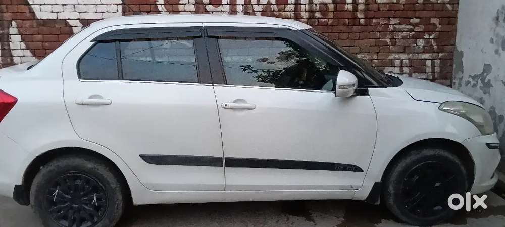 Maruti Suzuki Swift Dzire 2015 Cng & Hybrids 92000 Km Driven