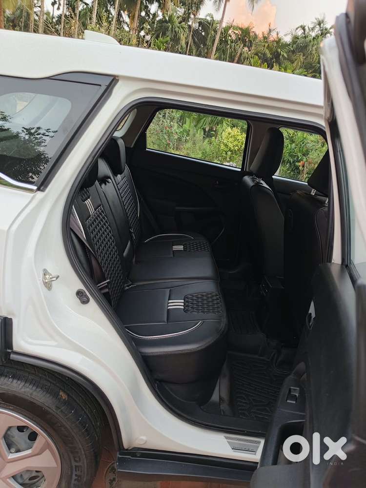Maruti Suzuki Brezza 1.5 Vxi Smart Hybrid, 2025, Petrol