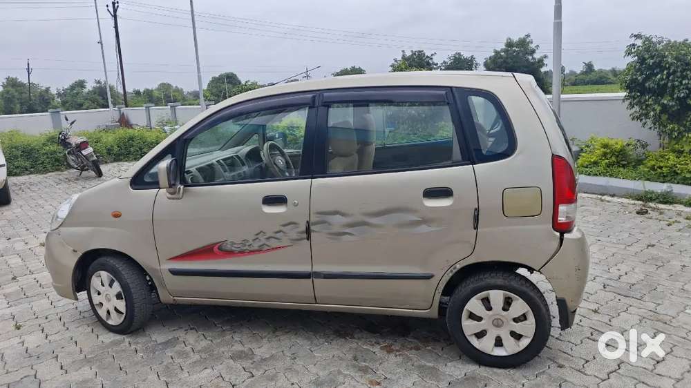 Maruti Suzuki Zen Estilo 2011 Year