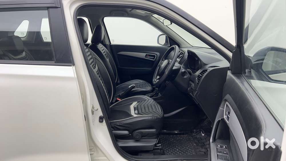 Maruti Suzuki Vitara Brezza 1.5 Zxi At, 2020, Petrol