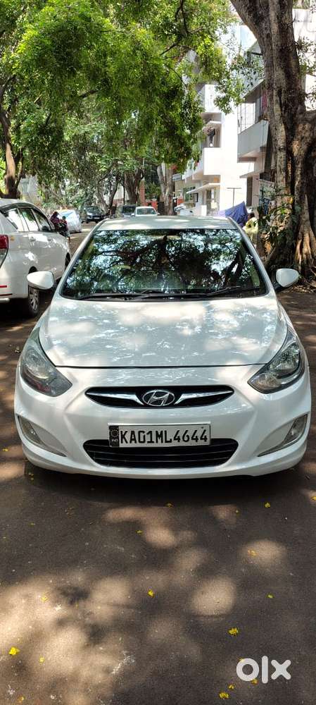 Hyundai Verna Crdi Vgt Sx 1.5, 2014, Diesel