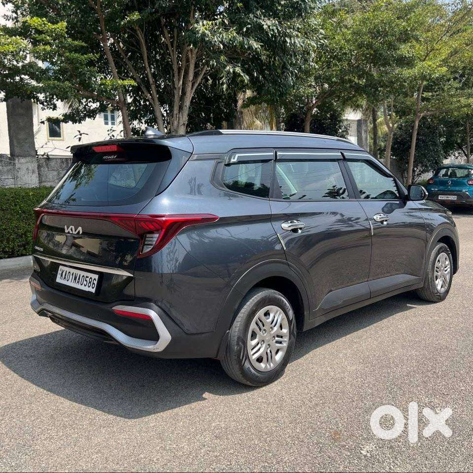 Kia Carens 1.5 Prestige 7 Str, 2023, Petrol
