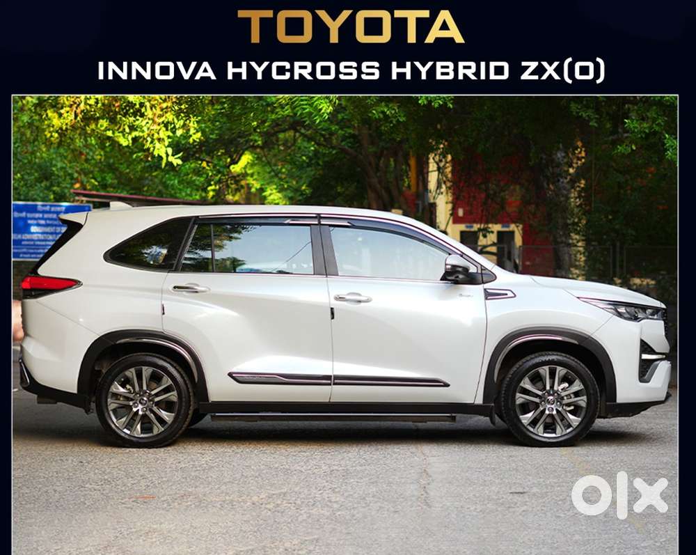 Toyota Innova Hycross 2.0 Zx (o) Hybrid 7 Str, 2025, Petrol