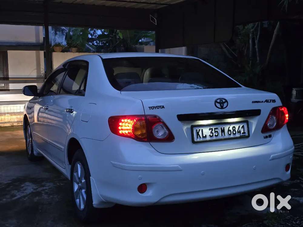 Toyota Corolla Altis 2010 Variant