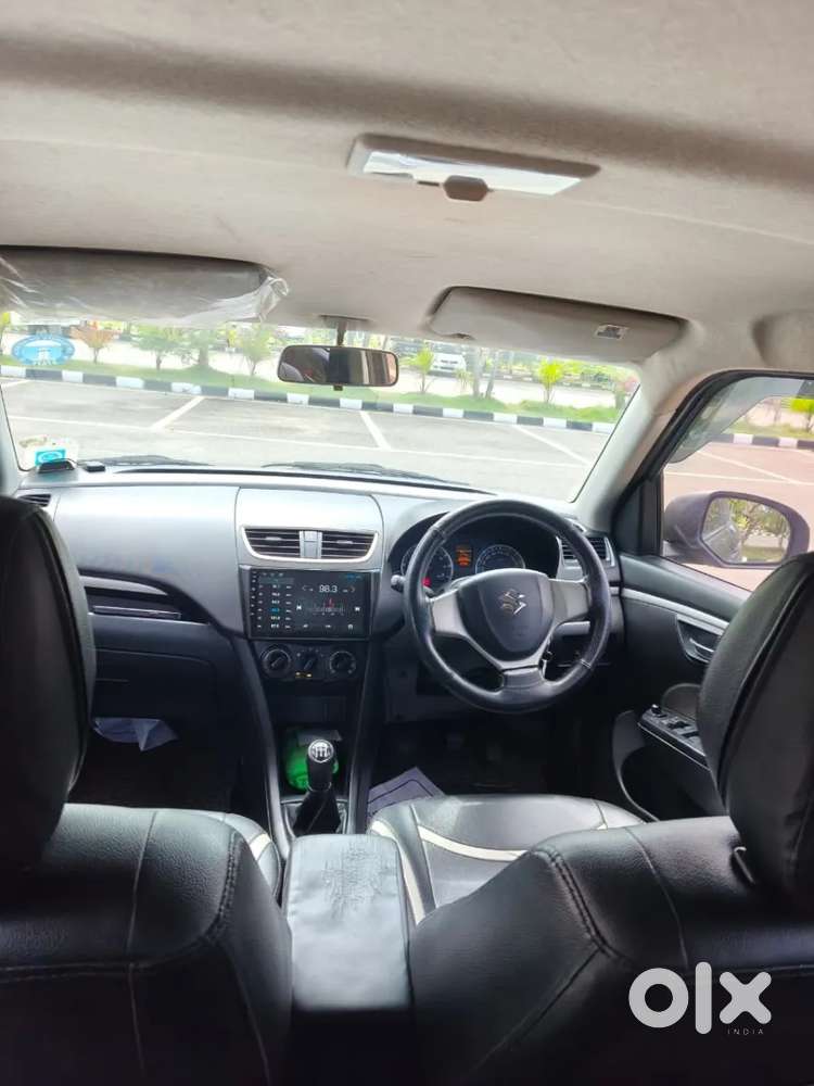 Maruti Suzuki Swift Vxi Optional, 2017, Petrol