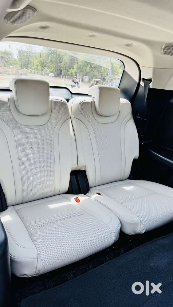 Mahindra Xuv700 2.2 Ax 7 Diesel At Luxury Pack Str, 2024, Diesel