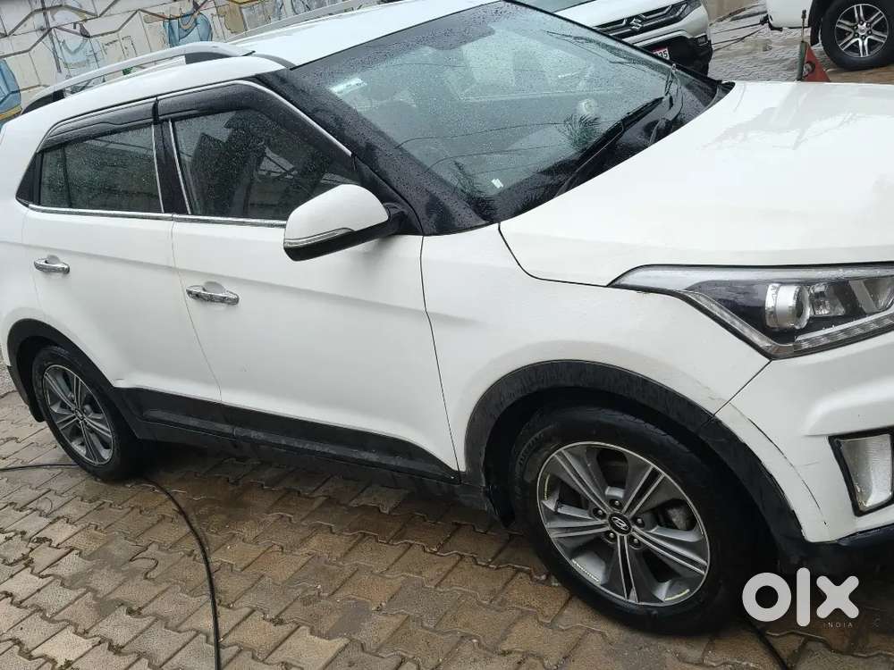 White Colour Creta