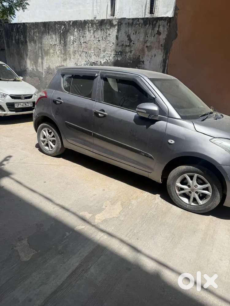 Maruti Suzuki Swift 2015 Cng & Hybrids 72000 Km Driven