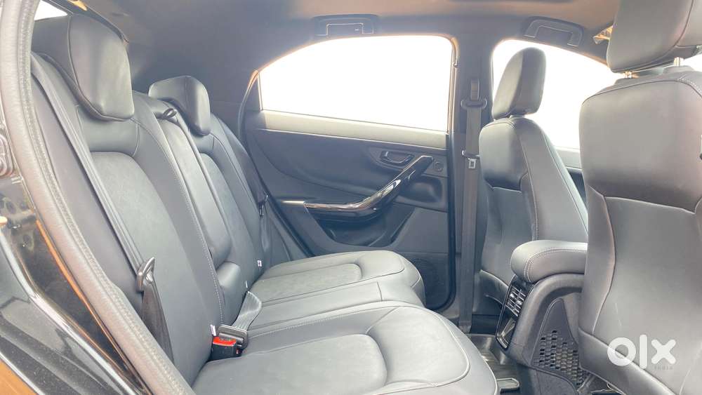 Tata Nexon 1.2 Revotron Xza Plus (o) Amt, 2021, Petrol