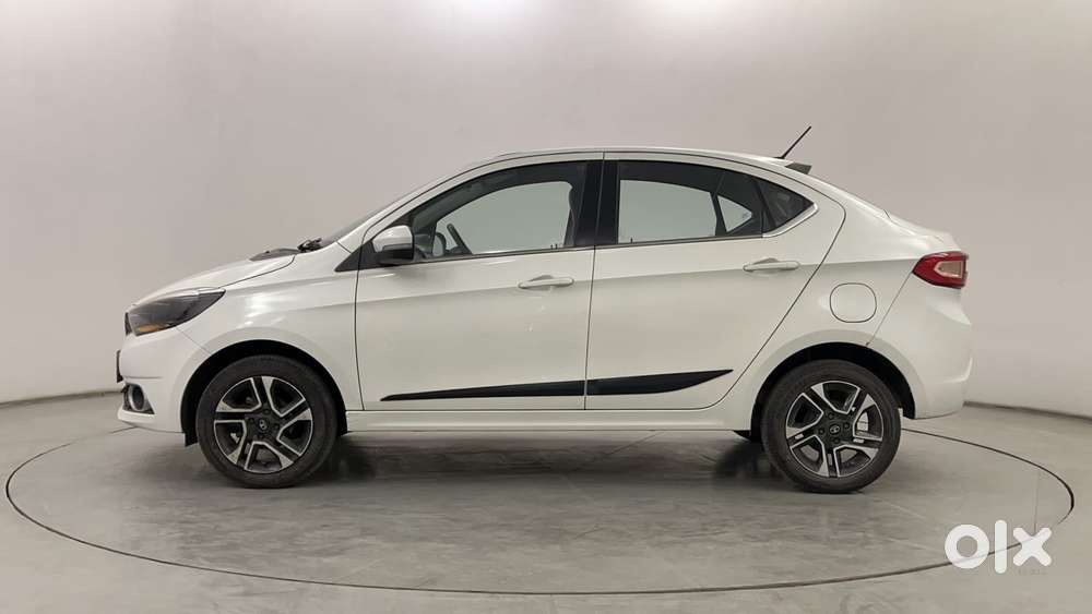 Tata Tigor Xza, 2018, Petrol