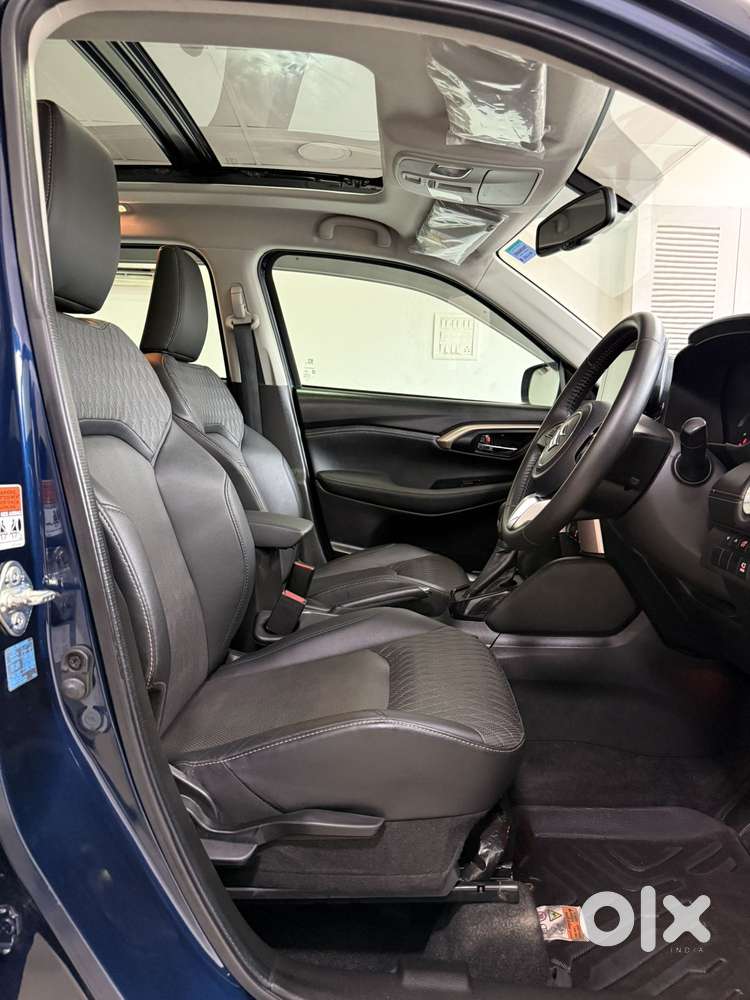 Maruti Suzuki Grand Vitara 1.5 Alpha Plus Intelligent Hybrid Ecvt, 2..