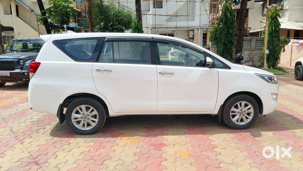 Toyota Innova Crysta 2.8 Gx At 8s, 2018