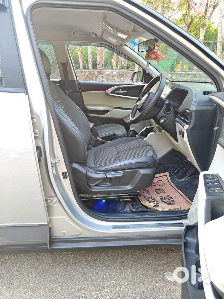 Kia Carnival Prestige, 2023, Cng & Hybrids