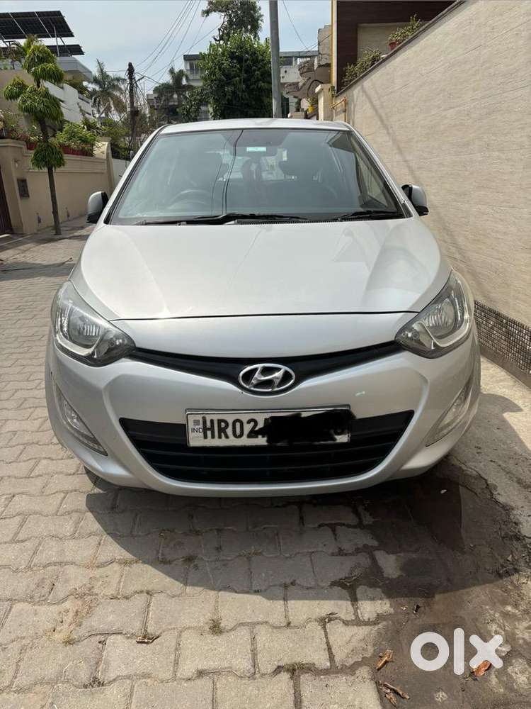 Hyundai I20 2013 Top Model Petrol Good Condition