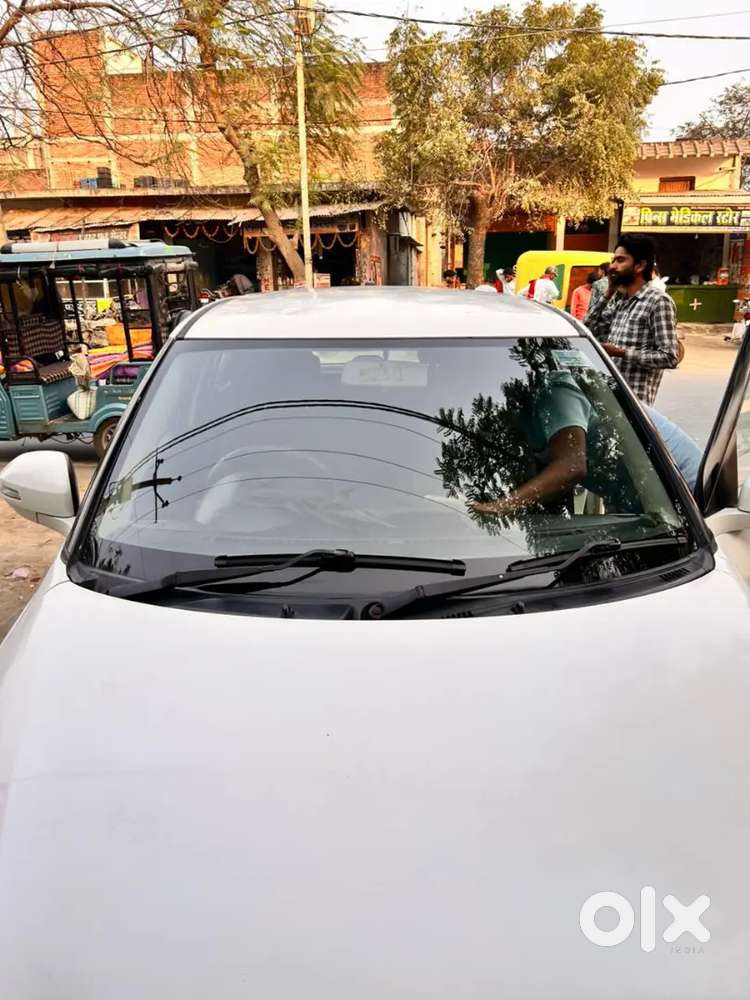 Maruti Suzuki Swift 2014 Petrol 42000 Km Driven