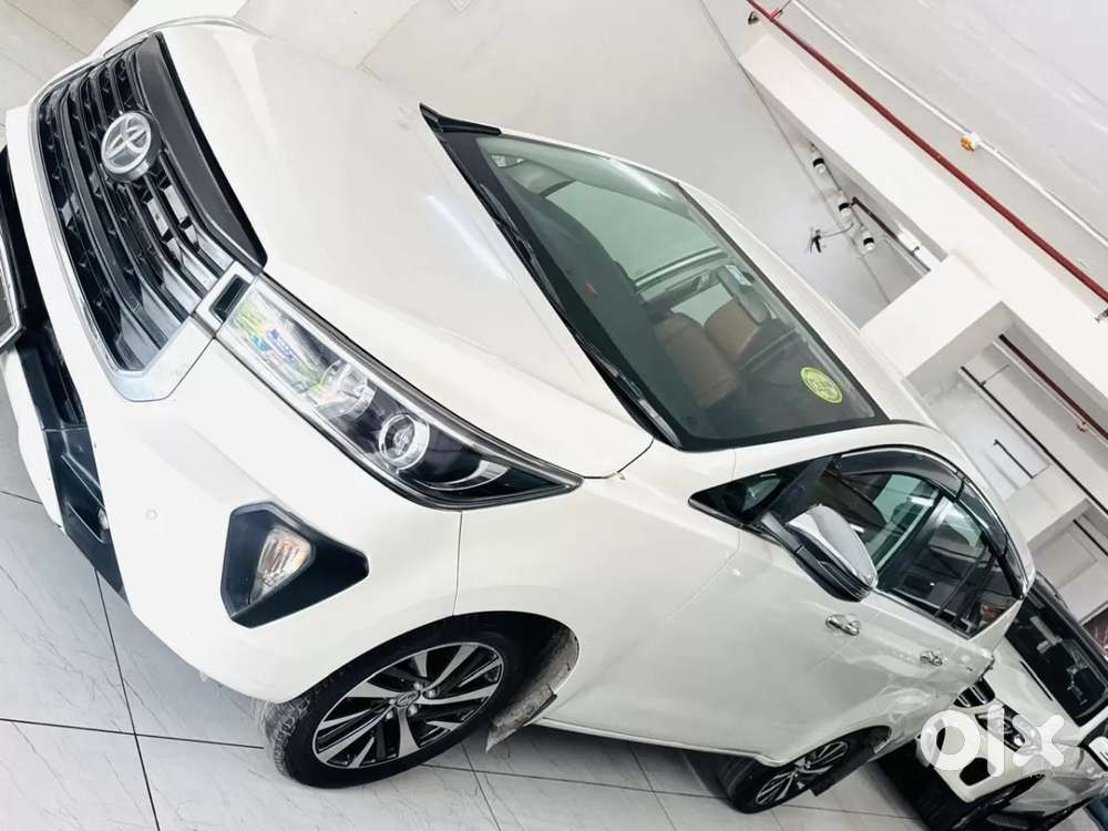 Toyota Innova Crysta [2020-ongoing] 2.4 Zx At 7 Str, 2022, Diesel